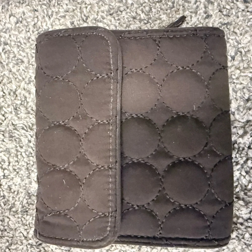 Vera Bradley Black Quilted Circle-Pattern Wallet with Logo Plaque - Picture 3 of 4